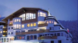 ���� ����� Neuhintertux 4*