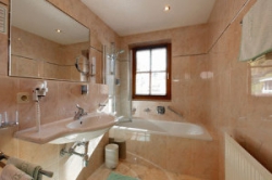 ���� ����� Rosengarten 4*