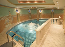 ���� ����� Schlosshof 4*