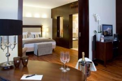 ���� ����� Schlosshotel Lebenberg 4*