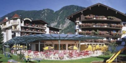 ���� ����� Strass Sporthotel 4*