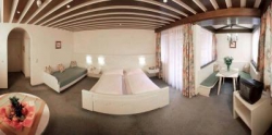 ���� ����� Strass Sporthotel 4*