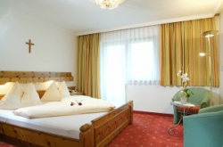 ���� ����� Thalerhof 4*