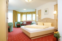 ���� ����� Thalerhof 4*