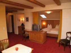 ���� ����� Tiefenbrunner 4*