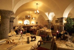 ���� ����� Tiefenbrunner 4*