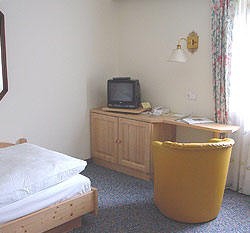 ���� ����� Zapfenhof 4*