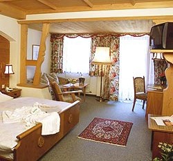 ���� ����� Zapfenhof 4*