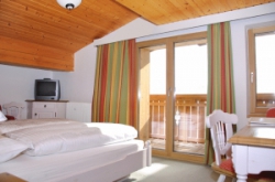 ���� ����� Burgwald 4*