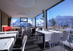 ���� ����� Burgwald 4*