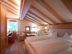 ���� ����� Petersboden 4*