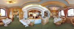 ���� ����� Plattenhof 4*
