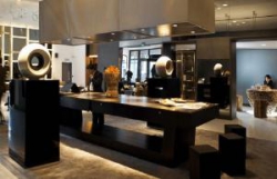 ���� ����� Andaz 5*