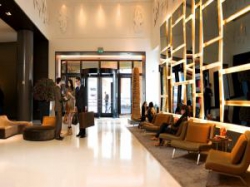 ���� ����� Andaz 5*