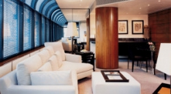 ���� ����� The Halkin 5*