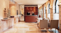���� ����� The Halkin 5*