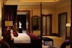 ���� ����� The Langham, London Hotel 5*