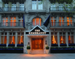 ���� ����� The Rembrandt 4*