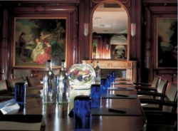 ���� ����� The Waldorf Hilton 4*