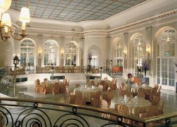 ���� ����� The Waldorf Hilton 4*