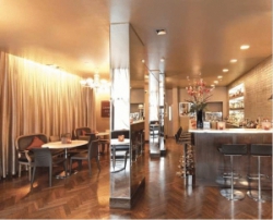 ���� ����� The Waldorf Hilton 4*