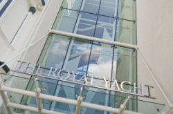 ���� ����� The Royal Yacht 4*