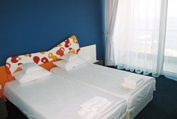���� ����� Apolis 3*