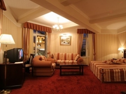 ���� ����� Splendid 4*
