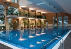 ���� ����� Velina 3*