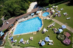 ���� ����� Maxi Apart 4*