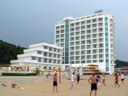 ���� ����� Glarus 3*