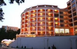 ���� ����� Central 4*