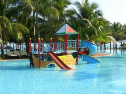 ���� ����� Vinperl Resort 5*