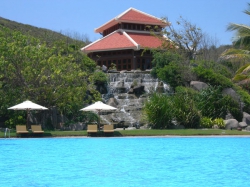 ���� ����� Vinperl Resort 5*