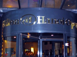 ���� ����� Hilton Hanoi Opera 5*