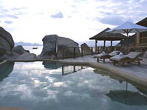 ���� ����� Six Senses Hideaway Ninh Van Bay 5*