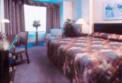 ���� ����� Holiday Inn On King 4*
