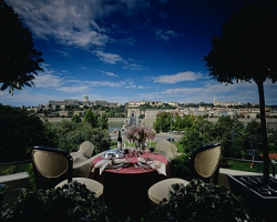 ���� ����� Four Seasons Hotel Gresham Palace Budapest 5*