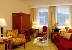 ���� ����� Millennium Court - Marriott Executive Apartments 5*