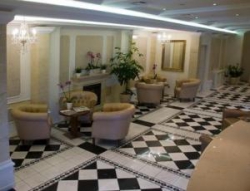 ���� ����� Queen's Court Hotel and Residence 5*