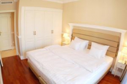���� ����� Queen's Court Hotel and Residence 5*
