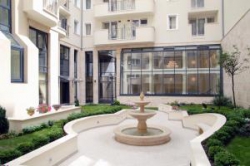 ���� ����� Queen's Court Hotel and Residence 5*