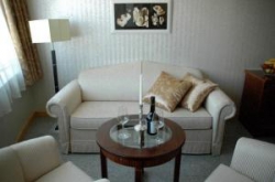 ���� ����� Actor Business 4*