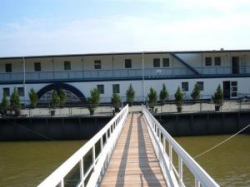 ���� ����� Aquamarina Boat 4*