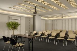 ���� ����� Carat Budapest 4*