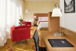 ���� ����� Courtyard by Marriott City Center 4*