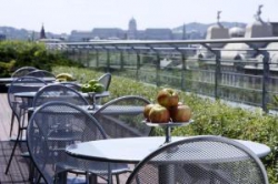 ���� ����� Hilton Budapest WestEnd 4*
