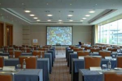 ���� ����� Hilton Budapest WestEnd 4*