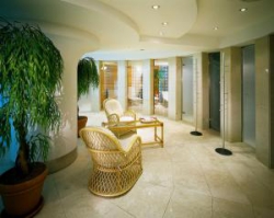 ���� ����� K+K Hotel Opera 4*