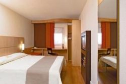 ���� ����� Liget (IBIS Budapest Heroe`s Square) 4*